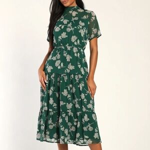 Lulu's Green Floral Midi Dress